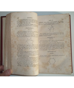 Eléments de Géométrie