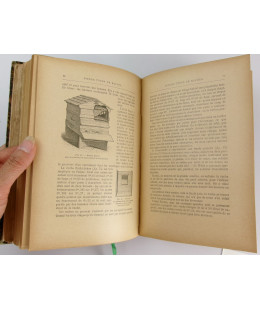 apiculture mobiliste et catalogues de matériel d'apiculture