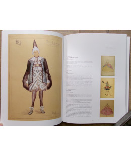 Jenny, Costumes de Scène